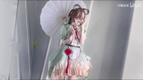 Daily Beauty EP 687 | Stylish Off-white Attire Lithe Posing