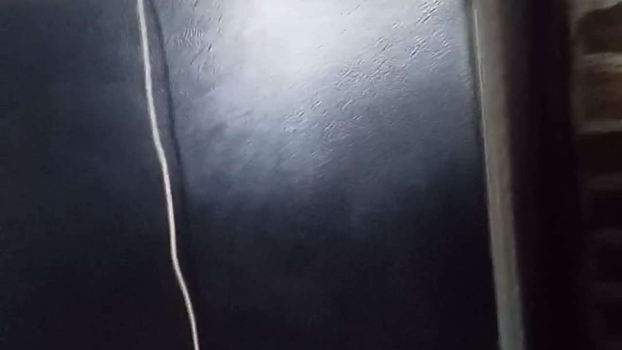 👮♂️📡 The Old Police Scanner Keeps Going Off When It's Unplugged! | TheHauntingHour