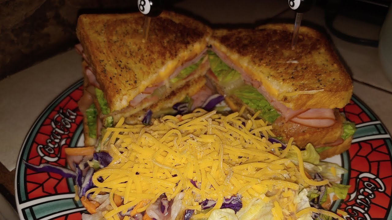 BLAH BLAH BLAH 😛 SANDWICHES & SALAD 🥪🥗 SUPER QUICK WEEKNIGHT DINNER RECIPE