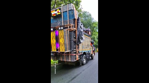 shaadi Mein dance ho raha tha aap dekh sakte hain
