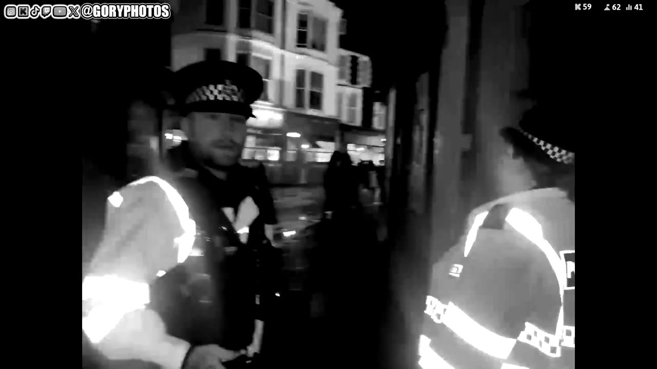 Doing the job for the officers (goryphotos)