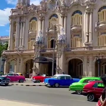 BEAUTIFUL AND ADVANCED CUBAN ARCHITECTURE