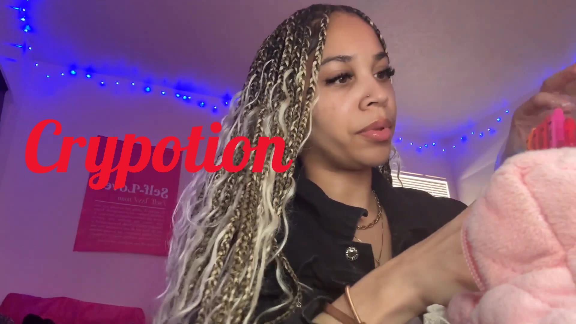 Sexy girl gogo Crypotion 2