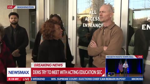 UNHINGED Democrat accosts federal employee outside Dept of Education