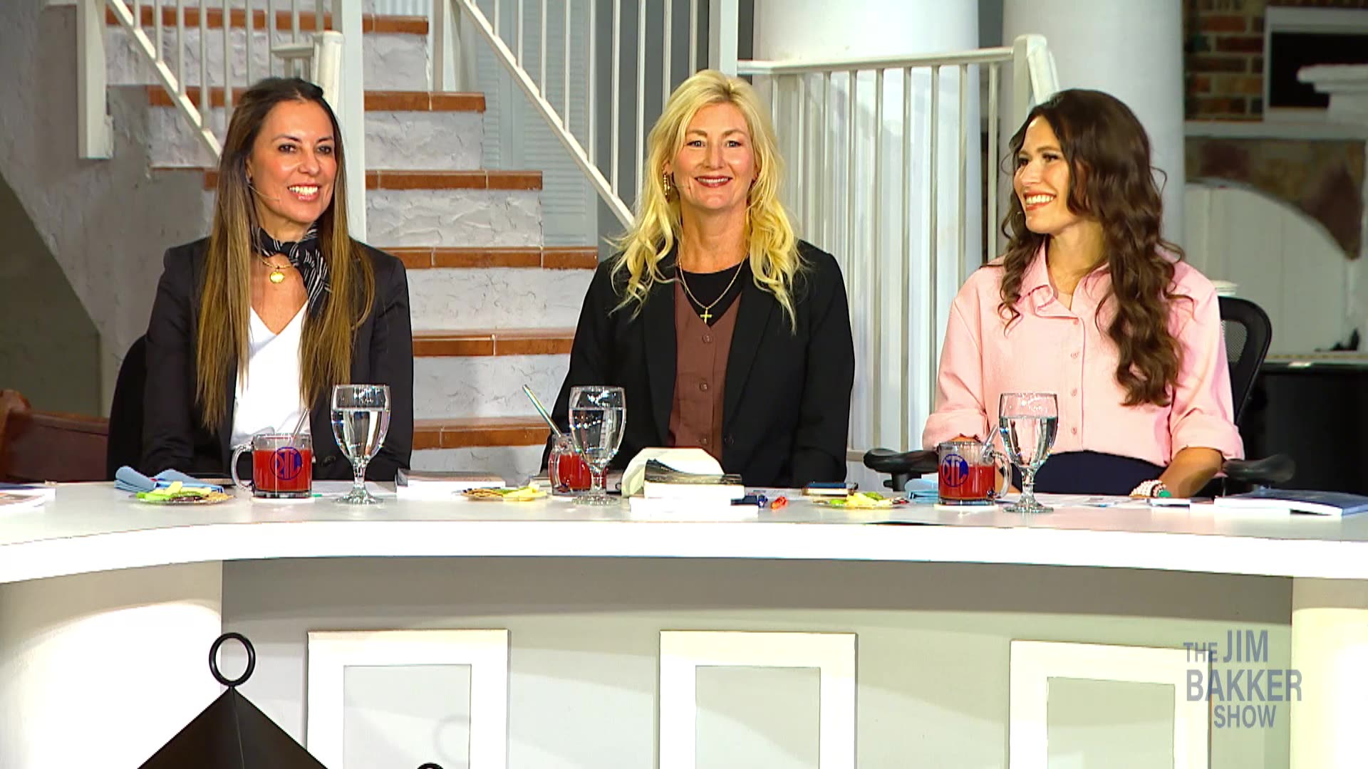 A Million Women - Brazil - Candice Smithyman, Rebekah Green, Lu Batchman Day 1