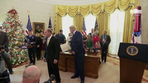 Trump Archive ✅ President Trump Presents the Presidential Medal of Freedom to Dan Gable
