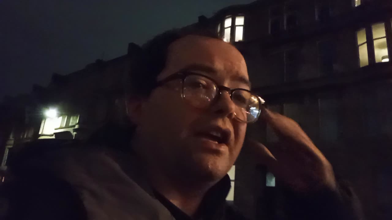 Discussing Glasgow Bus routes and diversions