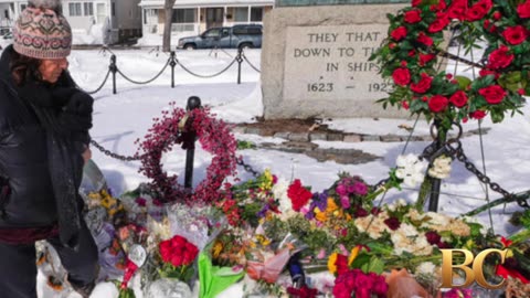 Massachusetts town mourns victims after boat sinks