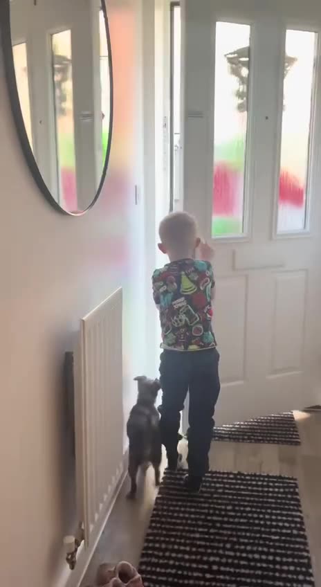 Grinch is one scary looking creature 🤣