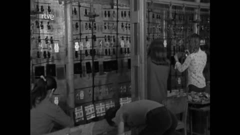 Cómo es, Cómo se Hace - El Juguete Mecánico