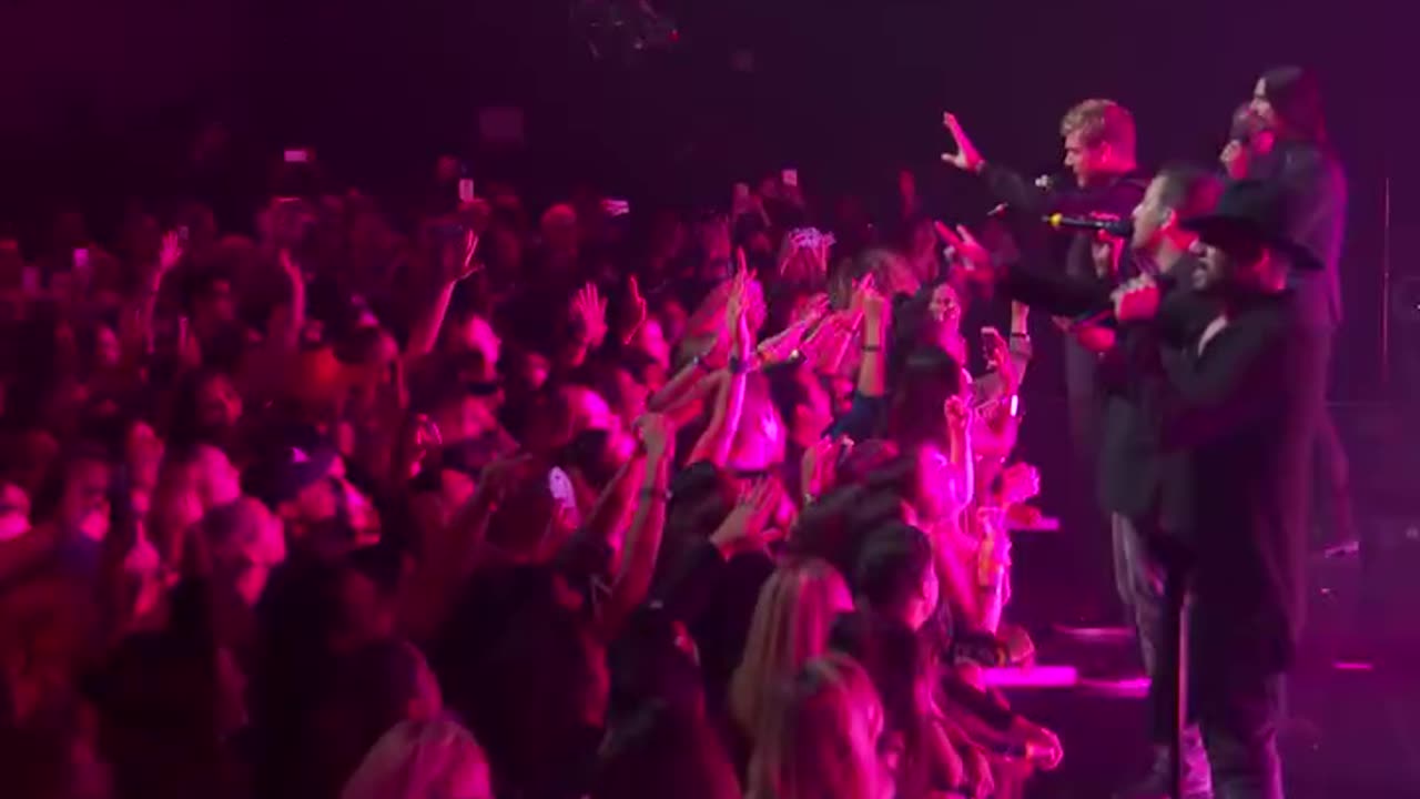 Backstreet Boys - As Long As You Love Me ( Live on the Honda Stage at iHeartRadio Theater LA)