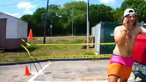 Whole Family Goes Nuts During Traffic Stop
