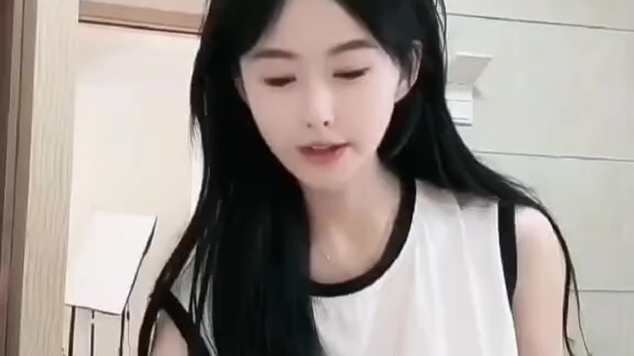 558