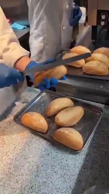 The Best Banh Mi in Tokyo?! Hidden Vietnamese Gem — Banh Mi Ebisu 🇯🇵🥖