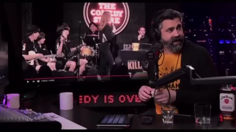 Redbar_ (Kill Tony Podcast) Tony Hinchcliffe gets sautéed by sexy female open mic comedian (720p)