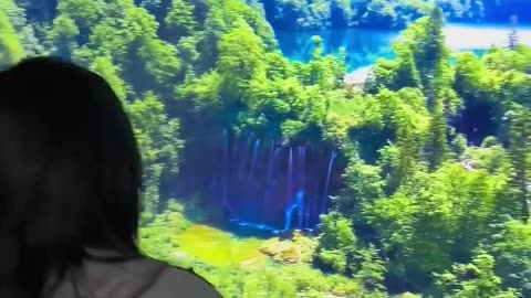 SAMSUNG’s QE85Q60C 85" Smart 4K Ultra HD HDR QLED TV with Bixby & Alexa #screenpeel #samsungtv #4ktv