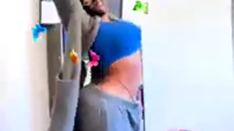 Big booty ebony twerking