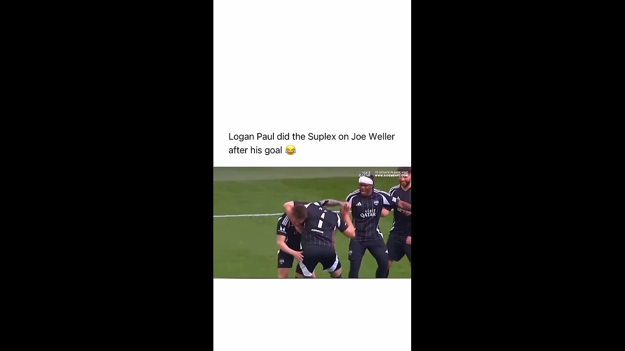 Logan Paul did the Suplex on Joe Weller after his goal 😂🥅