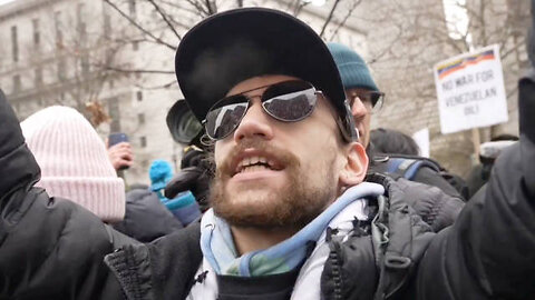 White Liberals Threaten Venezuelans Cheering For Trump in NYC