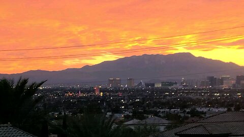 Did you see tonight's Las Vegas sunset on fire? Check this out! 02.19.2025 #follow #lasvegas #travel