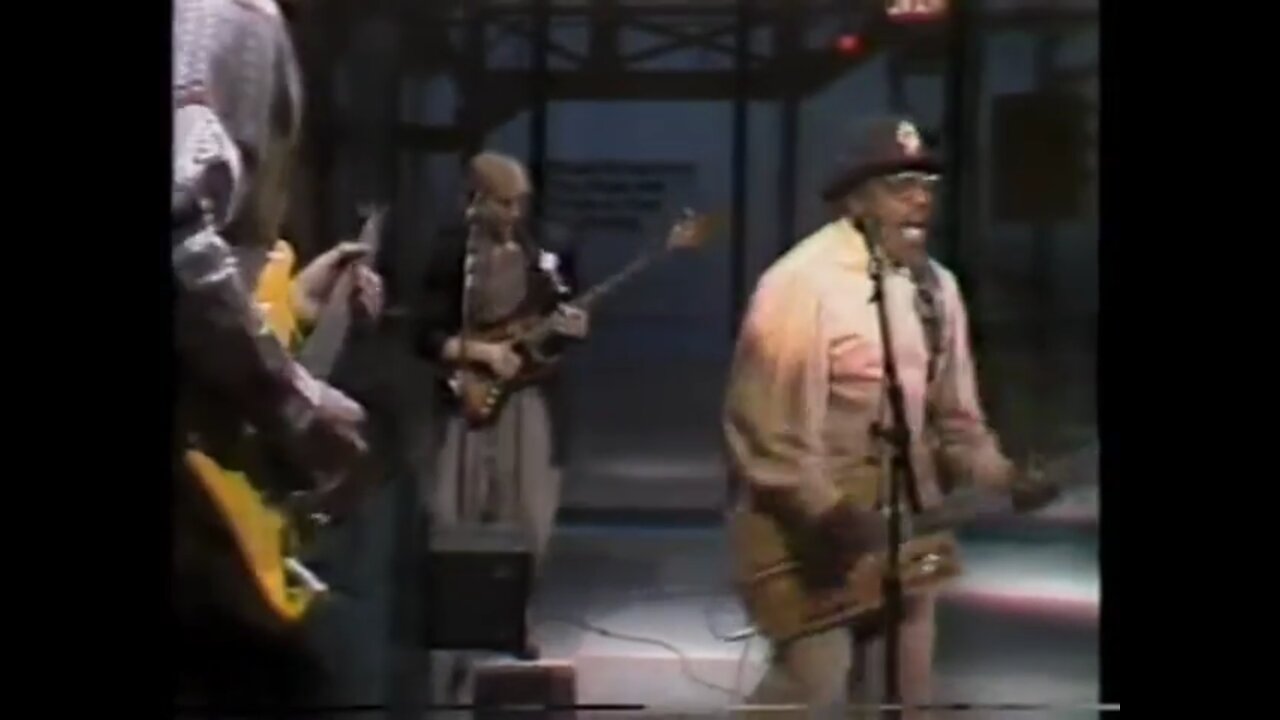Bo Diddly Rocks Letterman Entire Video In Portrait Format