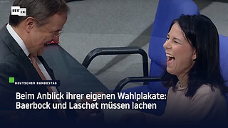 Beim Anblick ihrer eigenen Wahlplakate: Baerbock und Laschet müssen lachen