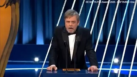 May his Pants be with him; Did Trump hater Mark Hamill's pants just fall live on air? 🤣🤣🤣