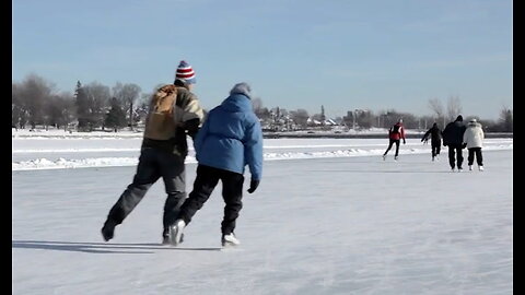 Ottawa : la patinoire du canal ouvre demain