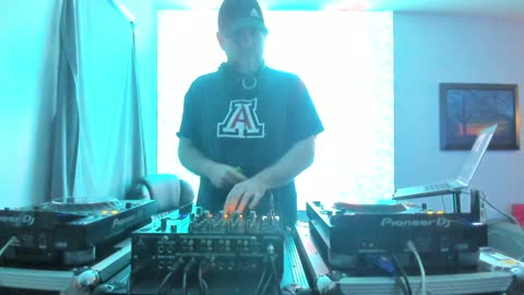 You’re Now Locked Into Timeless !