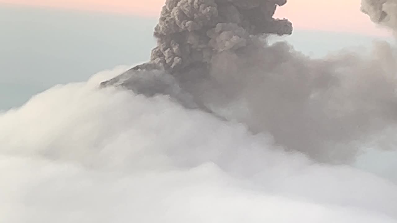 Watching Guatemalan Stratovolcano Eruption From Nearby Peak