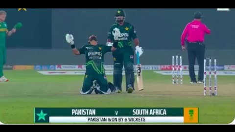 Pakistan defeated South Africa by 6 wickets in the 3rd ODI Of Tri-Series. Final with New Zealand.