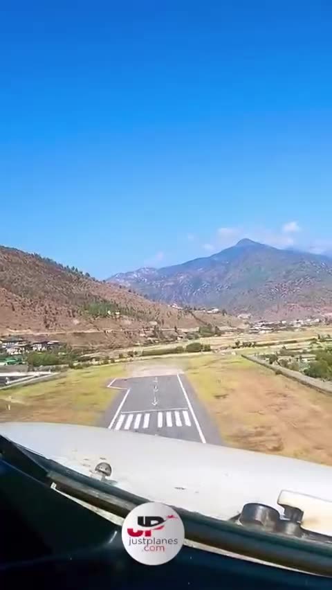 Takeoff and initial climb at the already familiar Paro Airport (Bhutan)