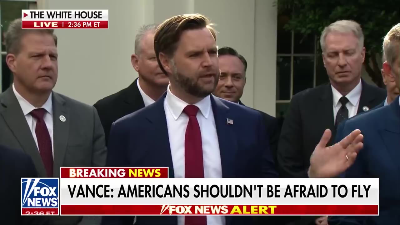 Vance: All we need is 5 'reasonable Dems' to end shutdown