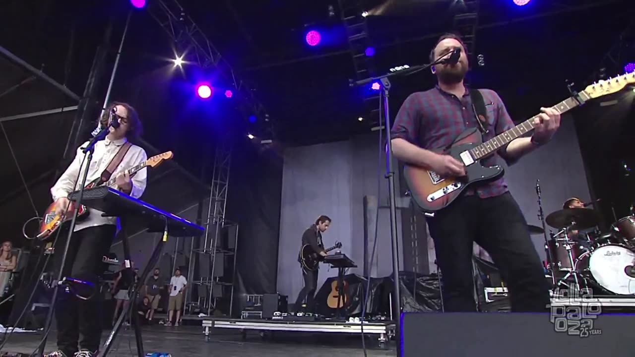 Get Out - Frightened Rabbit (live)