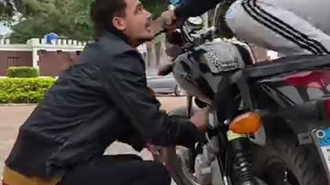 When criminals are dumb😂😂