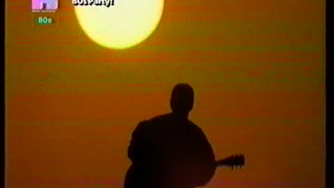 CHRIS REA - On the beach