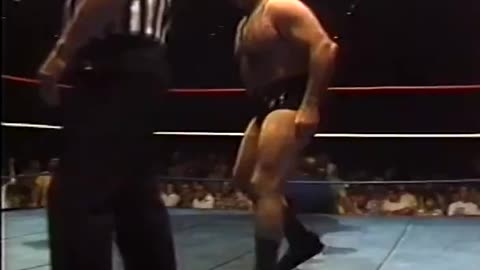 (1985.10.13) The Midnight Rider vs General Skandor Akbar - Mid South Wrestling