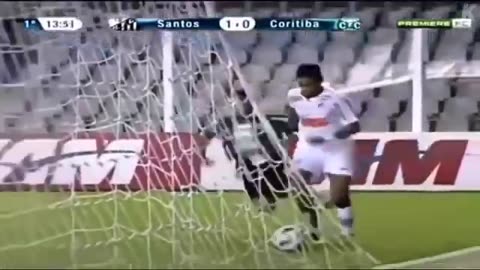 Nayamr back to santos