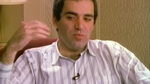 🧠✨ Garry Kasparov Battles AI in the Chess Chip Experiment! | FeedMyCuriosity
