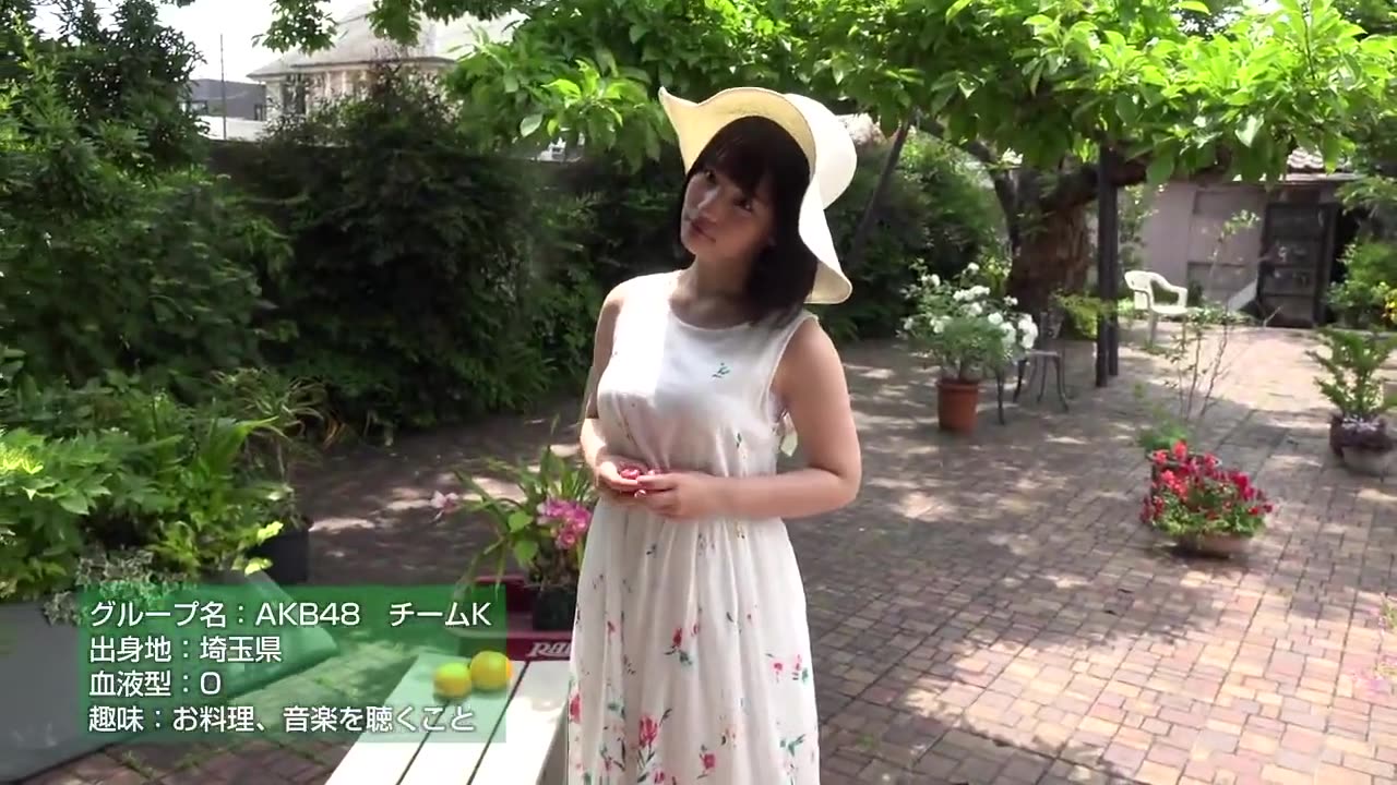 Cute But Sexy Yahagi Moeka of AKB48