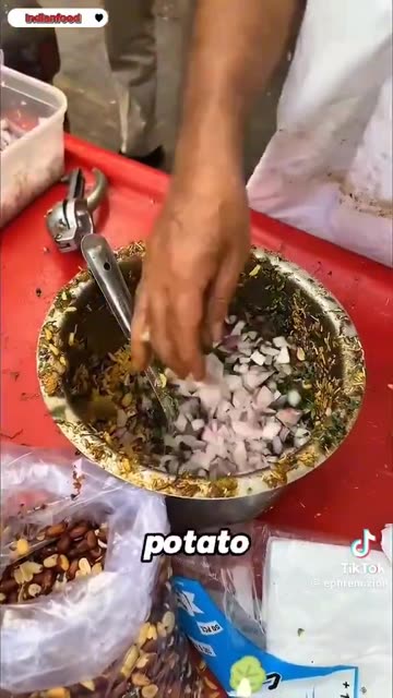 DIVERSITY IS NOT OUR STRENGTH: This is how Indians make desserts. They are not compatible with us.