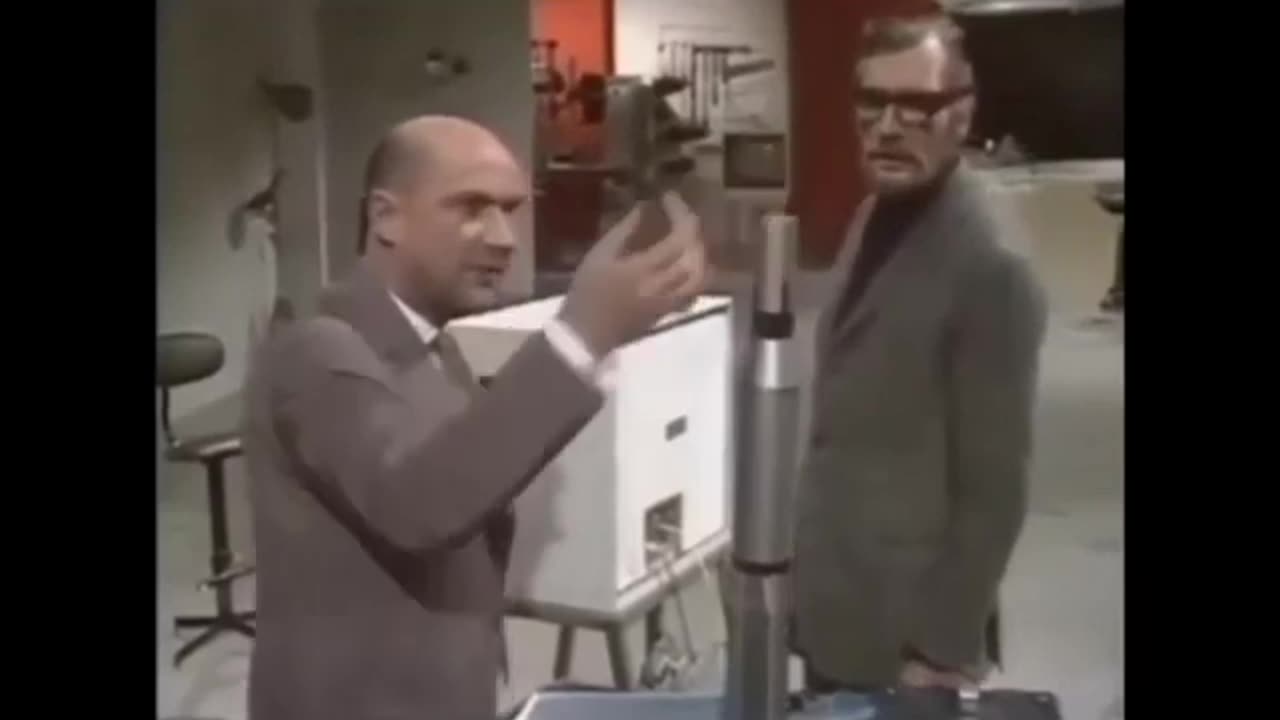 1968 - The News Benders - Fake News! (Must watch!)