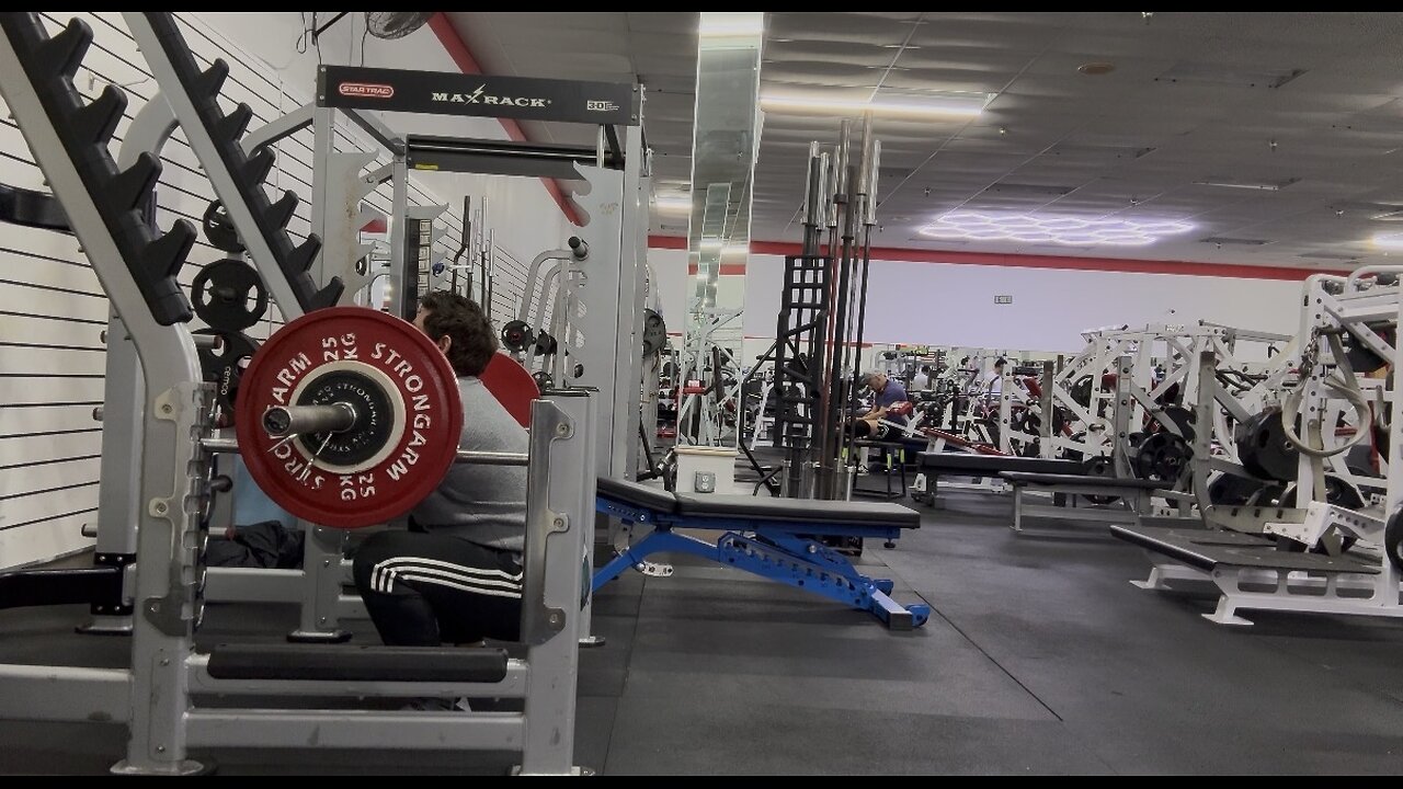FRONT SQUAT DOUBLE 85KG/187LBs