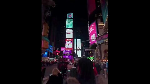 LIGHTS OF TIMES SQUARE - JESUE IS BORN