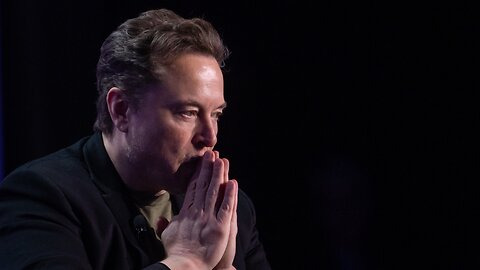 'SPOTTED': Elon Musk Goes on Rogan Podcast, Doctor Detects Alarming Health Issue