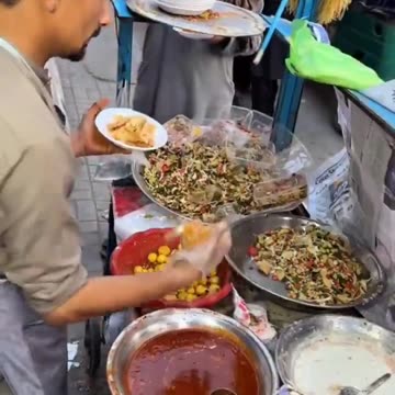 Halal food Pakistan.