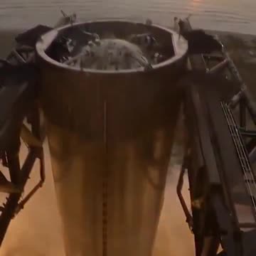 Elon catches rockets with chopsticks. Now he'll tackle Air Traffic Control ⬇️ Read