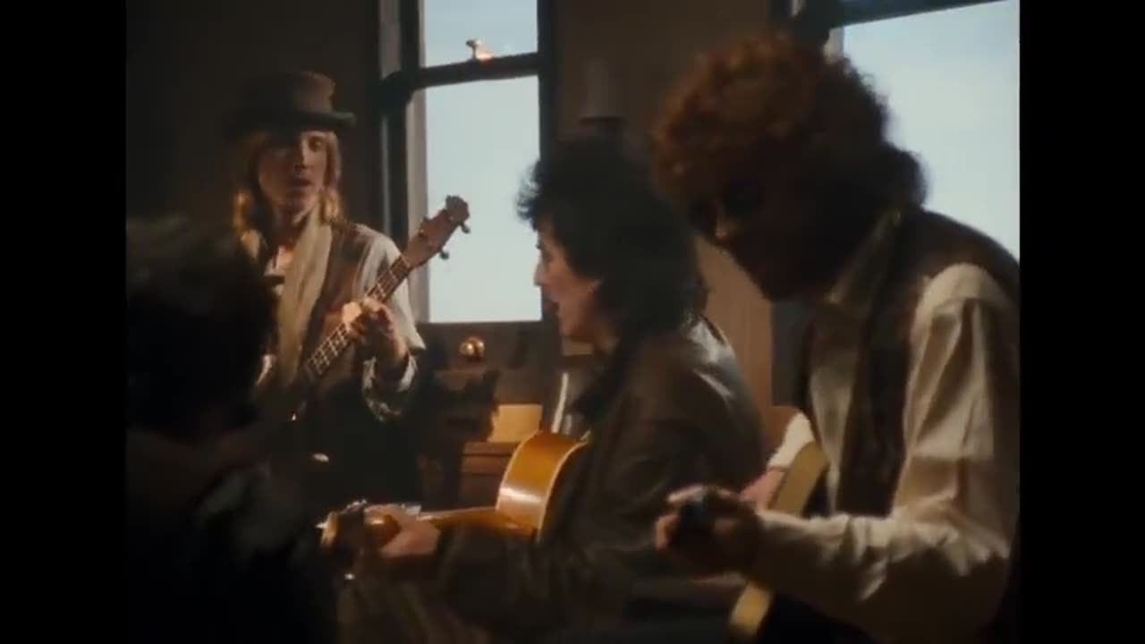 Traveling Wilburys - "End of the Line"