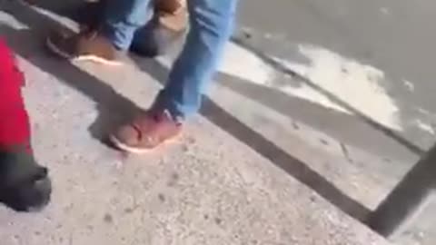 Paris "migrant" insulted Chechen tourists' women (BIG MISTAKE)
