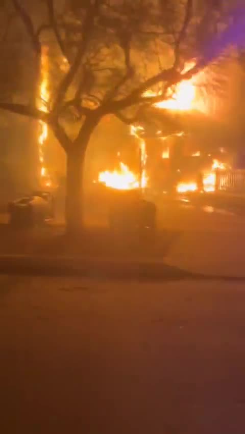 Driving through the burning streets caused by the LA wildfires looks apocalyptic.